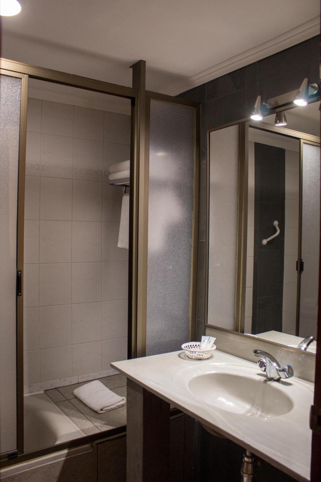 Hotel Melillanca บัลดิเบีย ภายนอก รูปภาพ